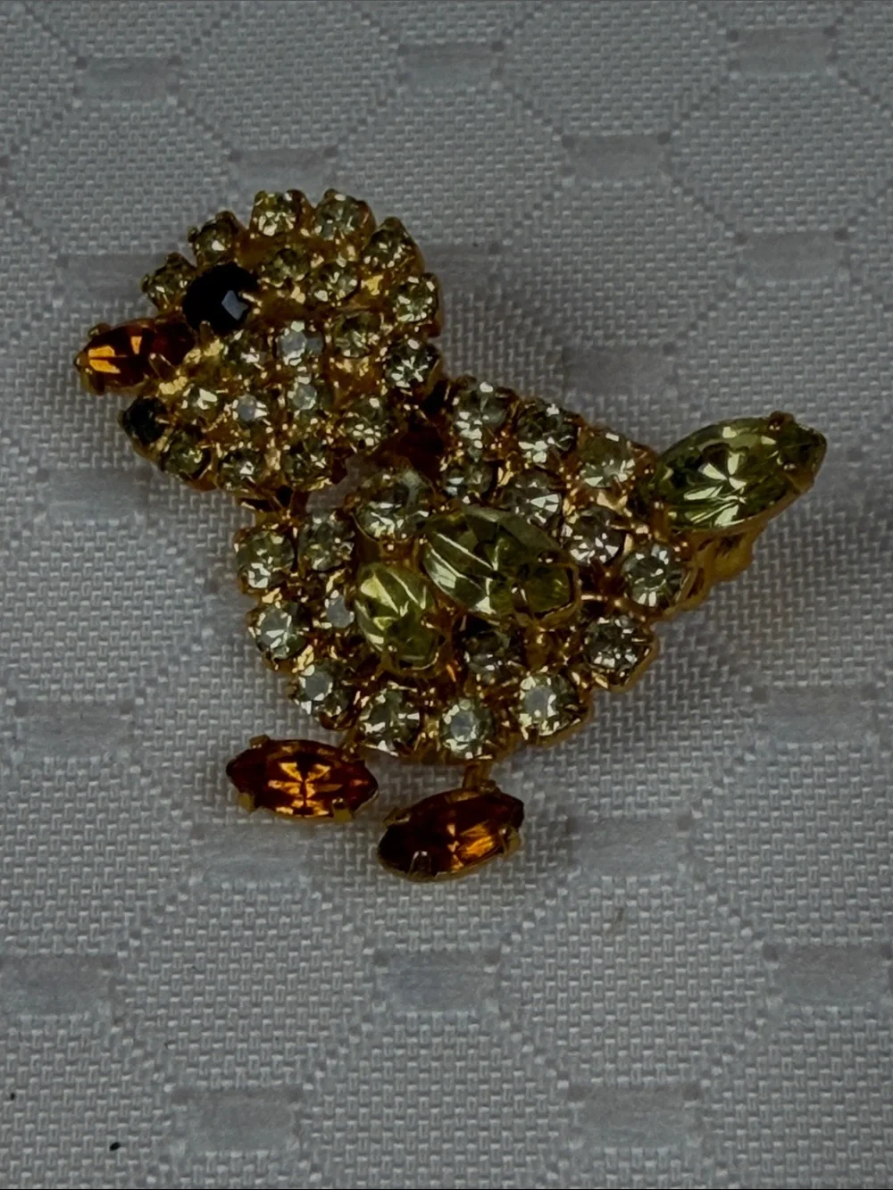 Adorable Vintage Gold Crystal Chick Brooch - with dangle legs!! So cute!